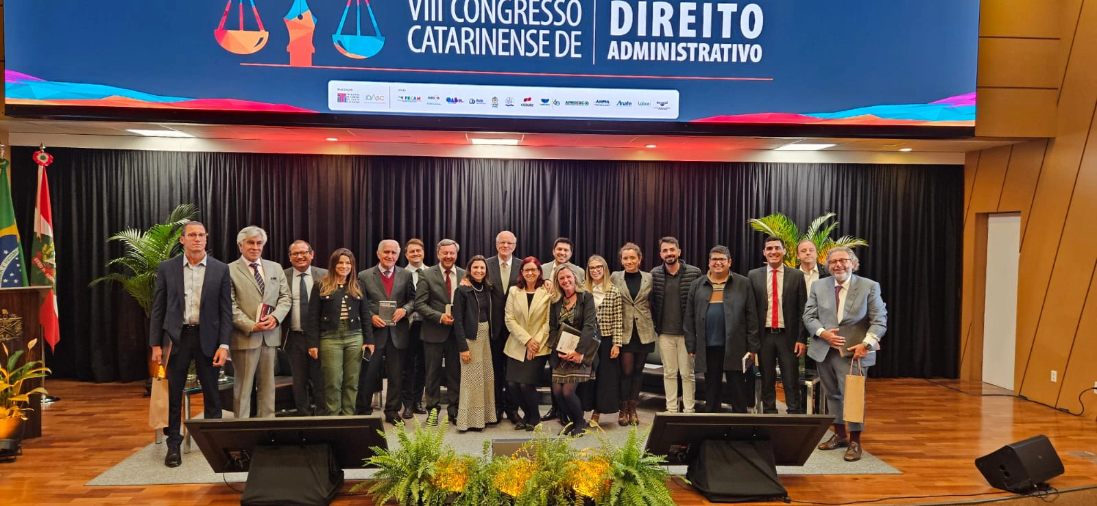 VIII Congresso Catarinense de Direito Administrativo